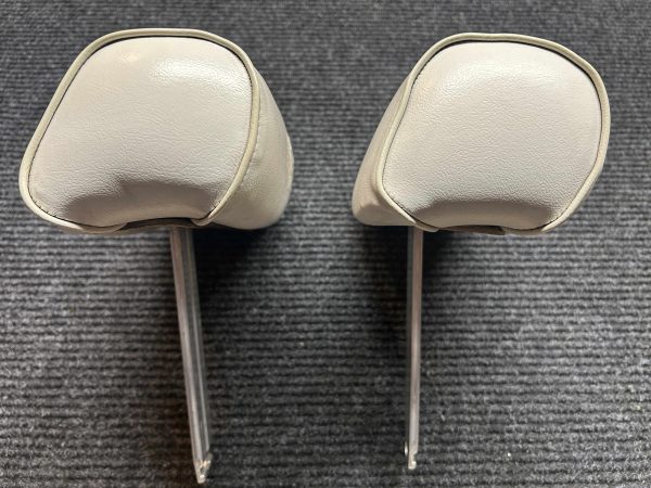 1993 Mustang Feature Car White Headrest (Set of 2) - Image 5