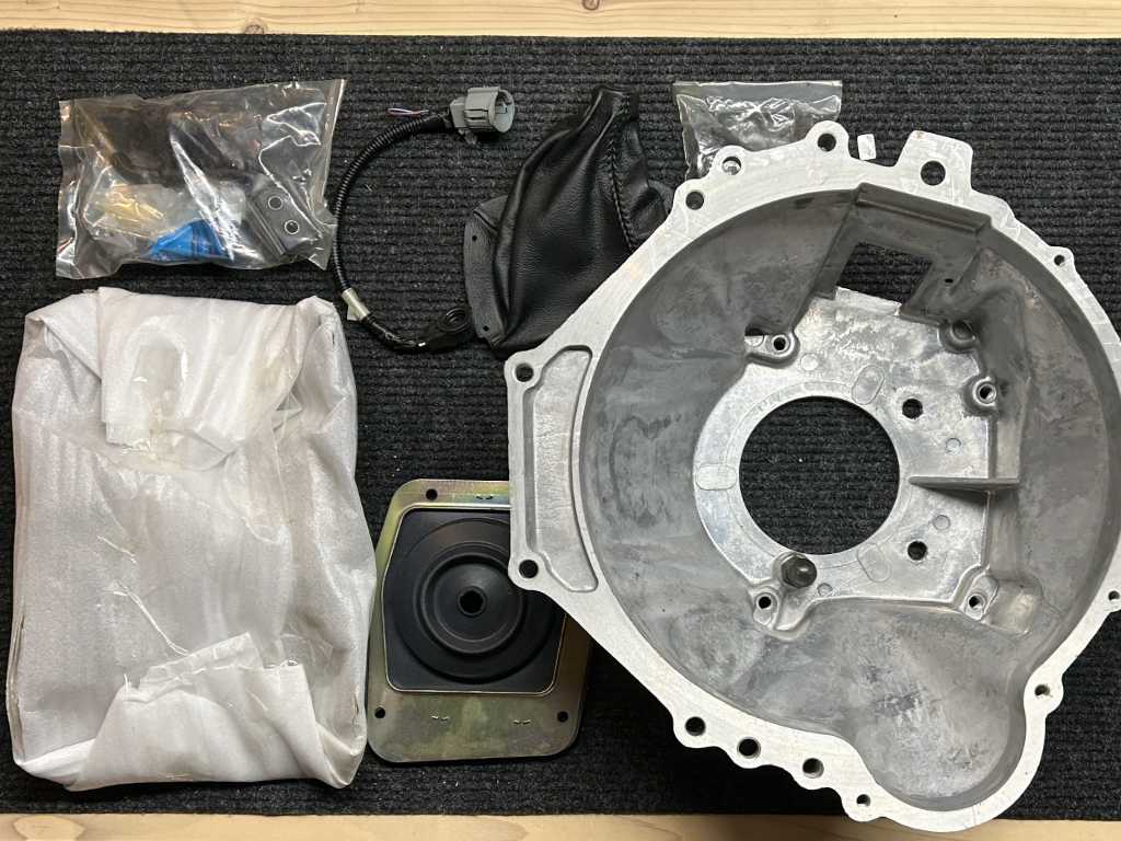 Ford Motorsport T-5 V8 Transmission Installation Kit (M-7100-C)